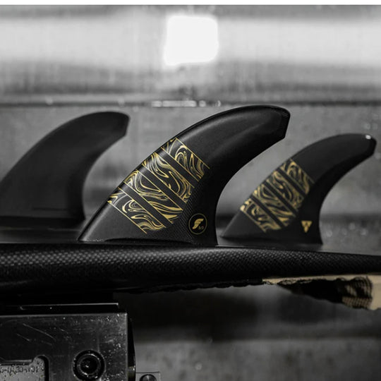FUTURES Thruster Fin Set VECTOR 3/2 Alpha