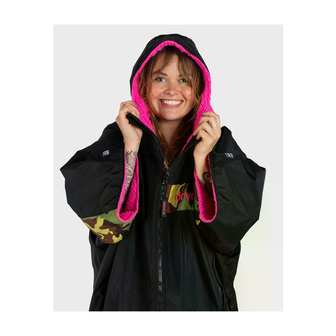 DRYROBE Advance Short Sleeve Black Pink Camo Adult
