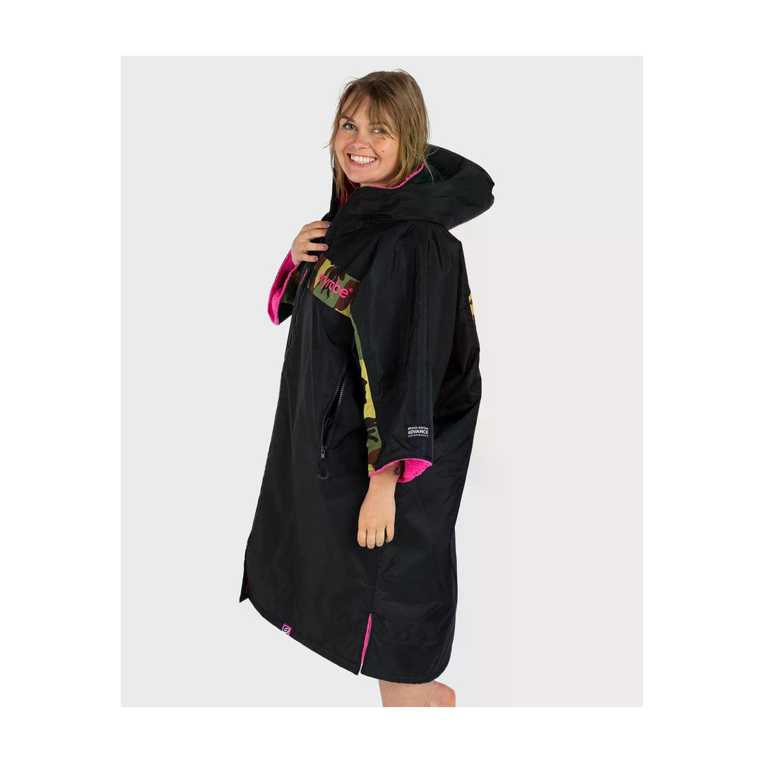 DRYROBE Advance Short Sleeve Black Pink Camo Adult