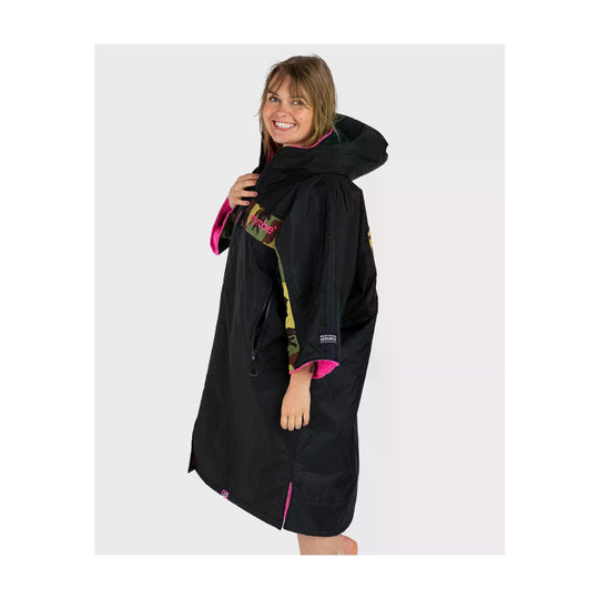 DRYROBE Advance Short Sleeve Black Pink Camo Adult