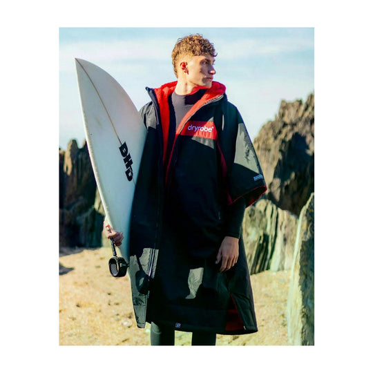 DRYROBE Advance Short Sleeve Black Red Adult